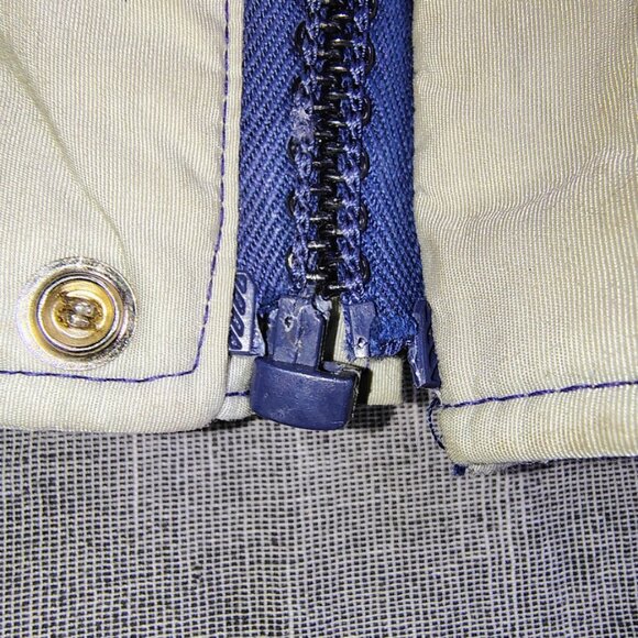 Vintage 70s The North Face Goose Down Ski Vest Size Medium Corduroy Made in USA - Picture 14 of 16